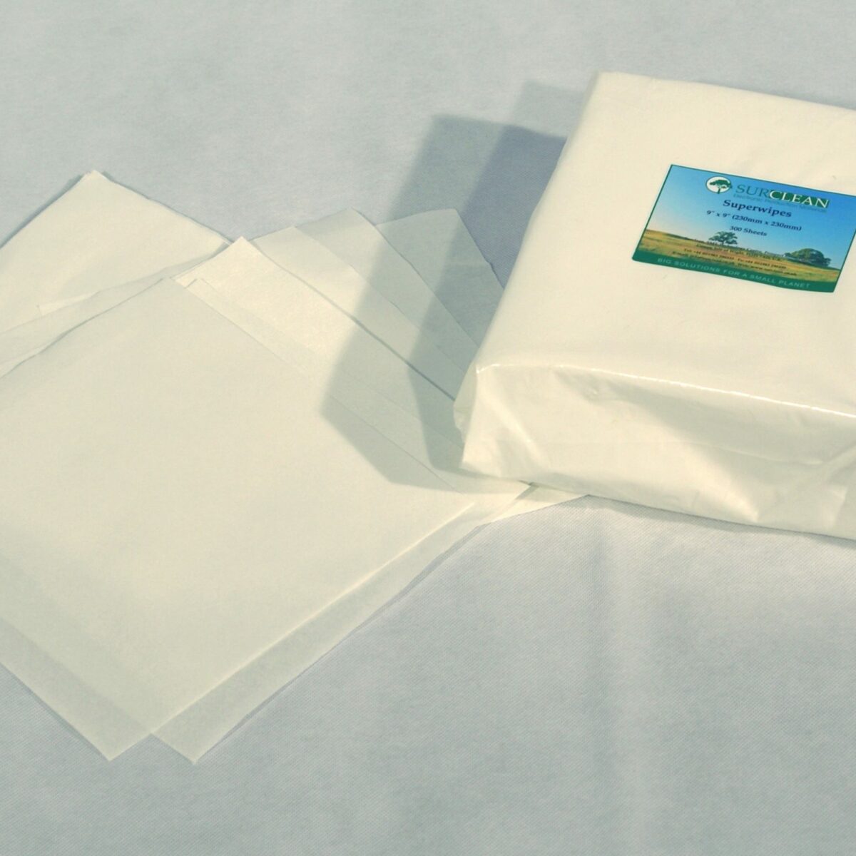 Dry Superwipes / 9inch x 9inch bagged in 300 sheets